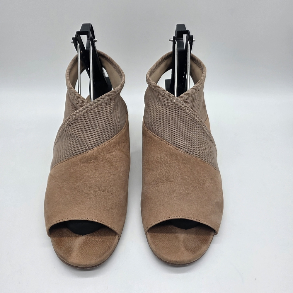 Eileen Fisher Luca Tumbled Nubuck Beige Crisscross Open Slingback Sandals Sz 8.5 - Picture 4 of 11